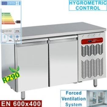 TP2B/H-R2 (25) Konditorei-Bäckerei TK Tiefkühltisch, Umluft, 2 Türen EN 600x400, 345 Liter
